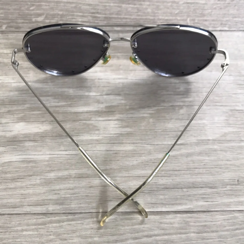 OFFERS WELCOMED - Quay Australia Roxanne Aviator Mirrored Sunglasses Lens Cat 3